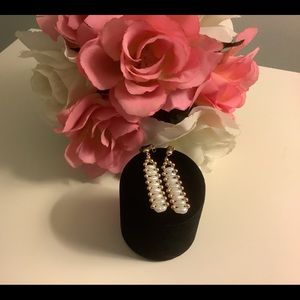 Seed pearl dangle earrings